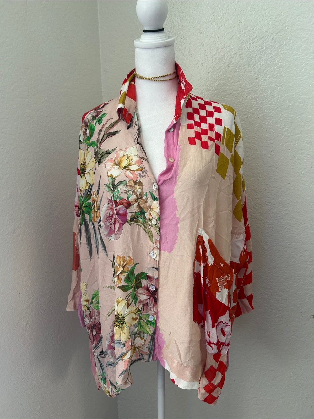 ALEMBIKA Floral & Patchwork Women's Button-Up Shirt - Pink Multi patchwork